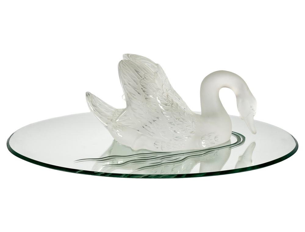 LALIQUE GLASS SWAN