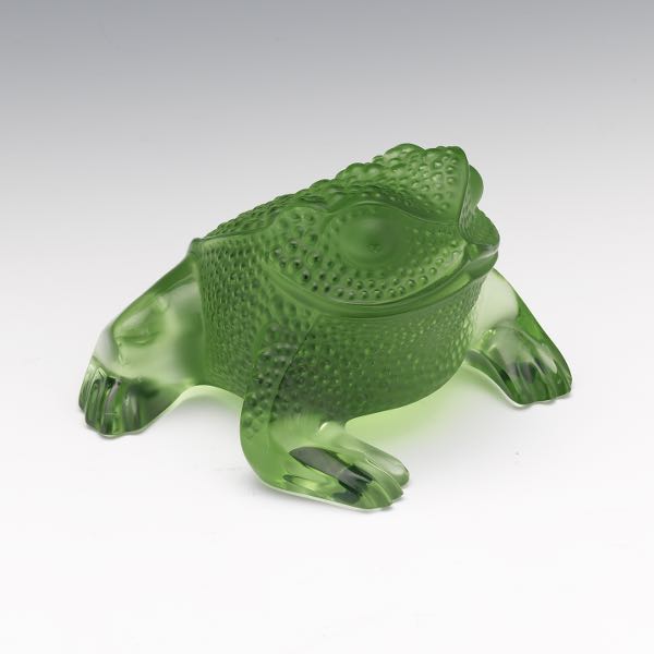 LALIQUE GREEN TOAD 3" x 4 ½" x 4 ¾"