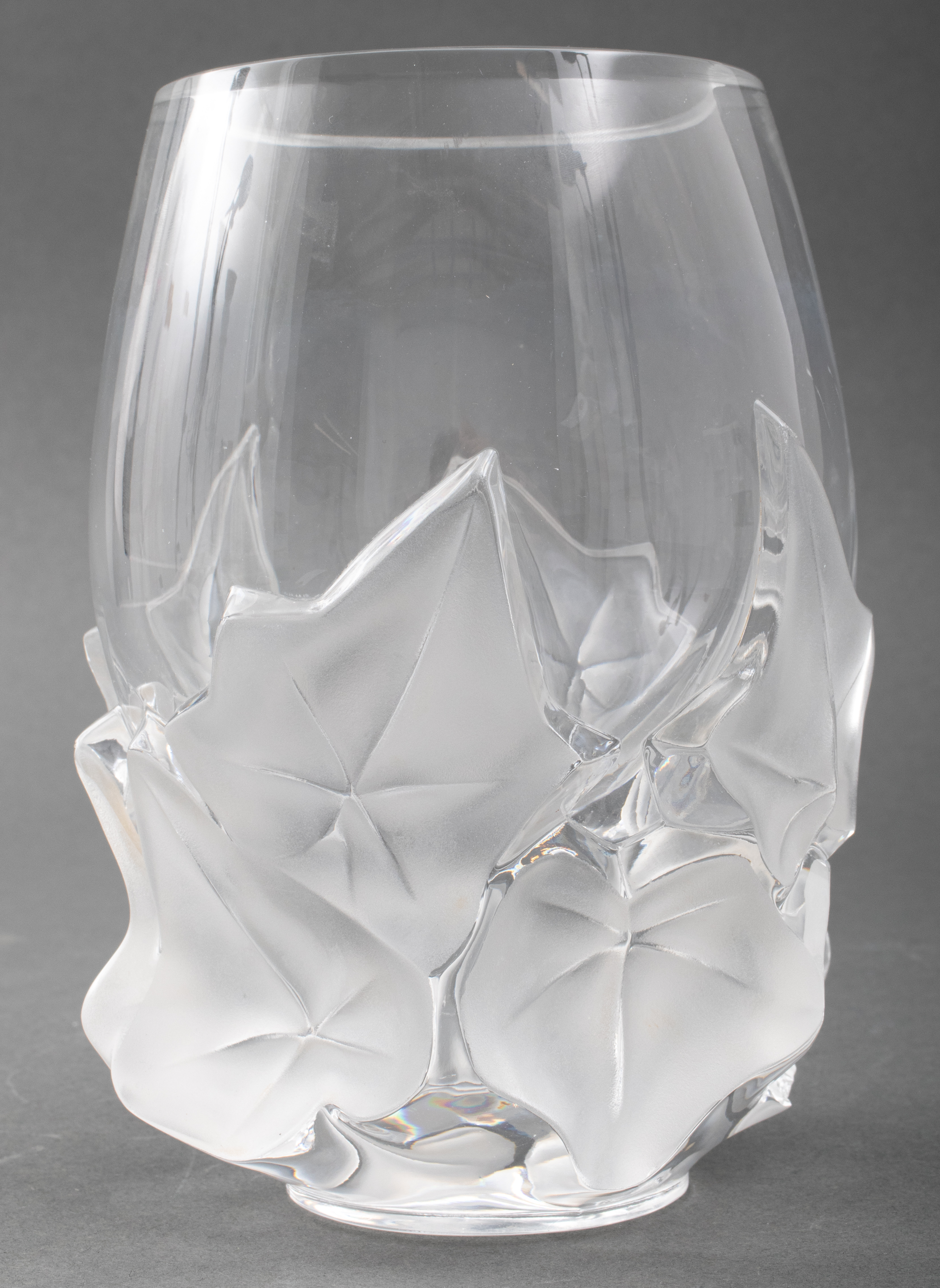 LALIQUE "HEDERA" PATTERN CRYSTAL
