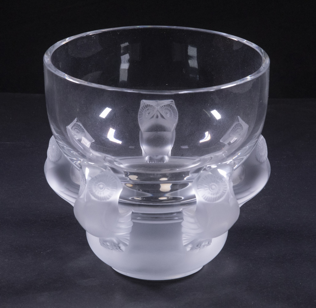 LALIQUE "HIBOUX" BOWL French Art
