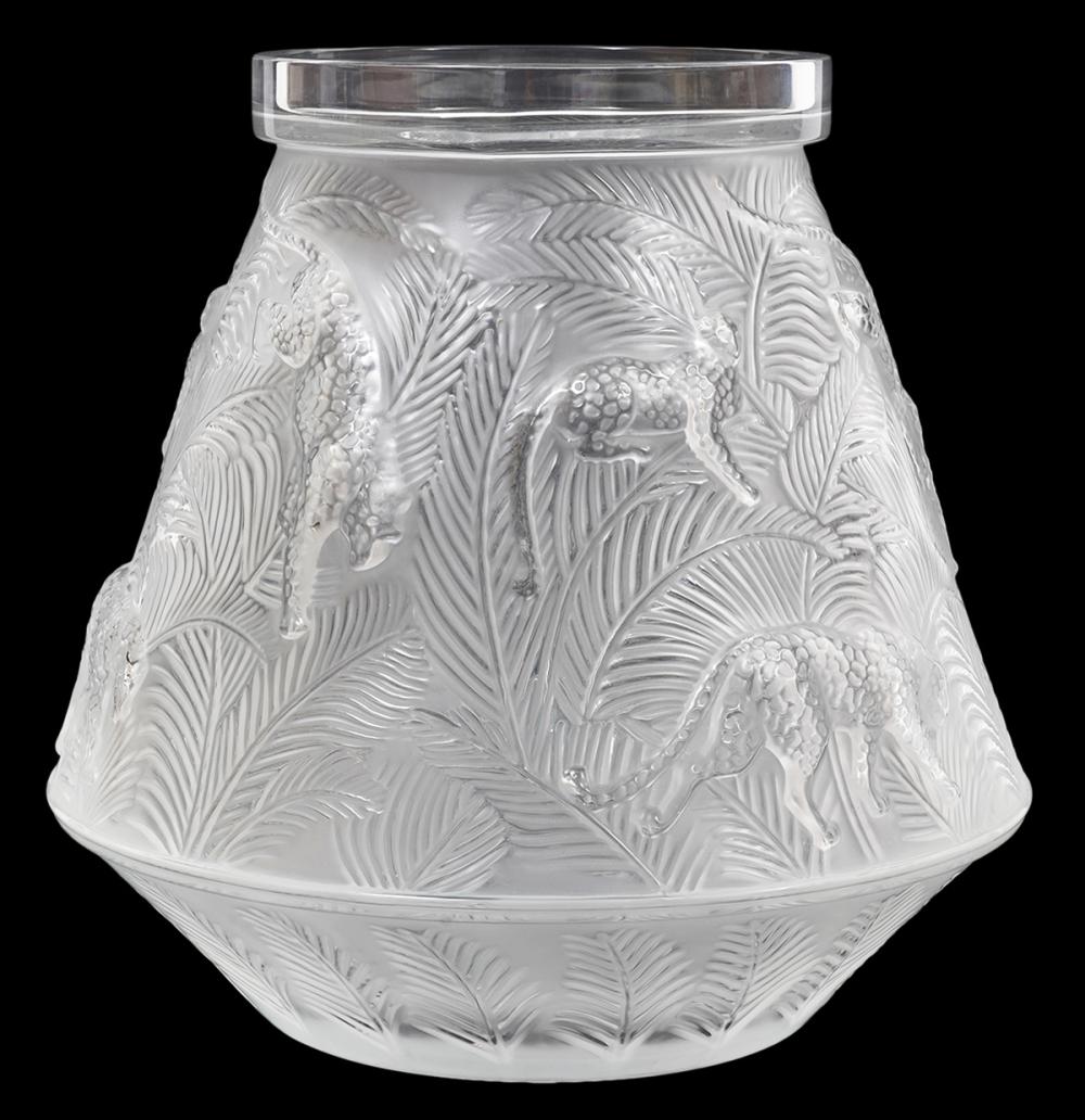 LALIQUE 'JAGUAR' CLEAR & FROSTED
