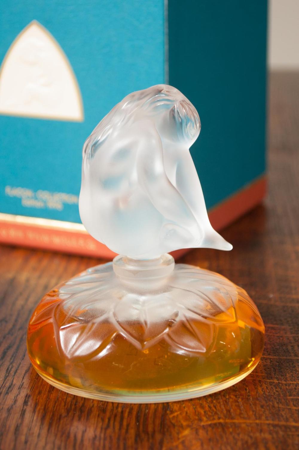 LALIQUE "LE NU" CRYSTAL PERFUME,
