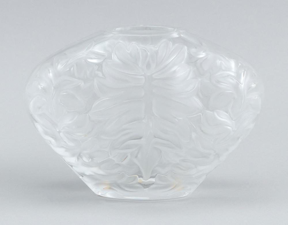 LALIQUE "MAHE CLAIR" CRYSTAL VASE