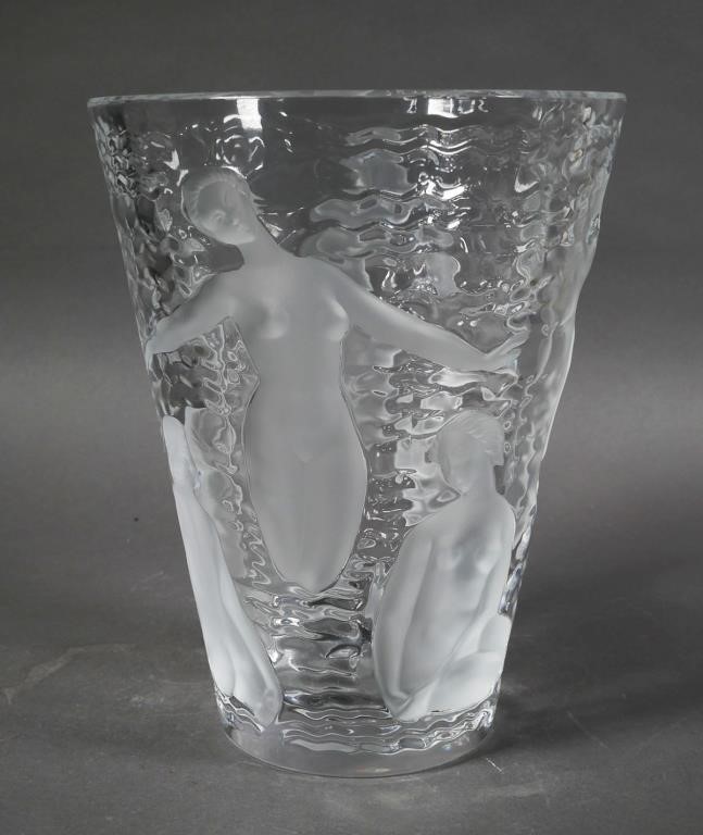 LALIQUE ONDINES NUDES 9-1/2"