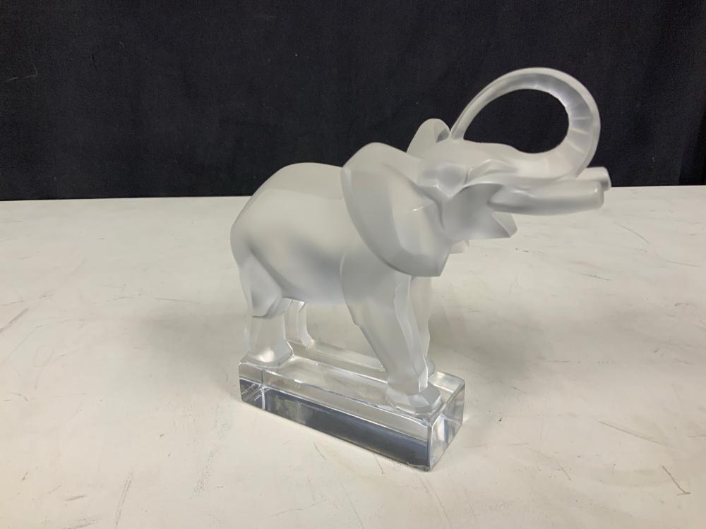 LALIQUE PARTIAL FROSTED CRYSTAL