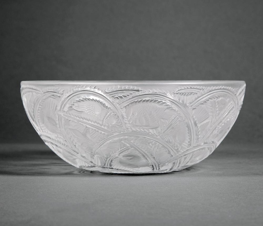 LALIQUE "PINSONS" GLASS BOWLLalique