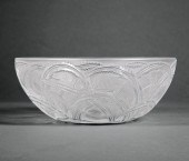 LALIQUE "PINSONS" GLASS BOWLLa
