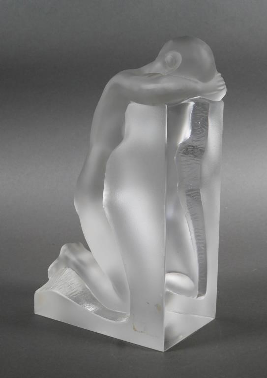 LALIQUE REVERIE KNEELING NUDE