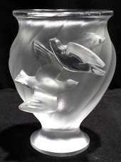 LALIQUE "ROSINE" FROSTED CRYST