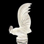 LALIQUE SATIN CRYSTAL FIGURINE