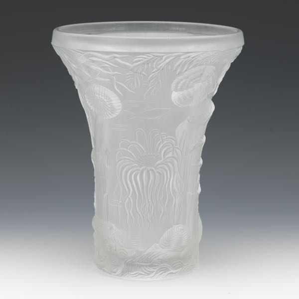 LALIQUE STYLE FROSTED CRYSTAL GLASS