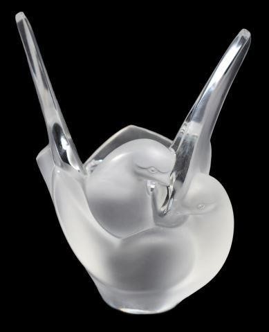 LALIQUE 'SYLVIE' DOVES VASE