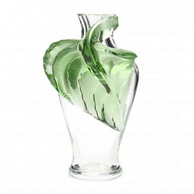 LALIQUE, TANEGA CRYSTAL VASE