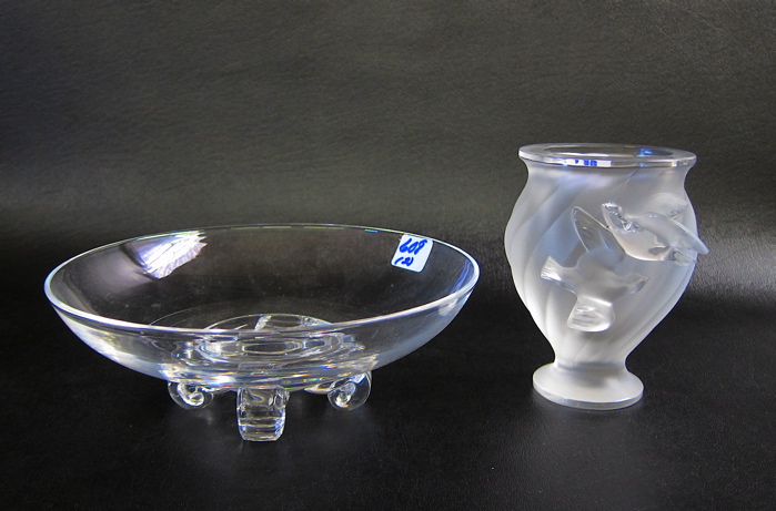 LALIQUE VASE AND STEUBEN BOWL.