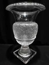 LALIQUE "VERSAILLES" CRYSTAL V