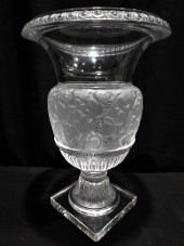 LALIQUE "VERSAILLES" CRYSTAL V
