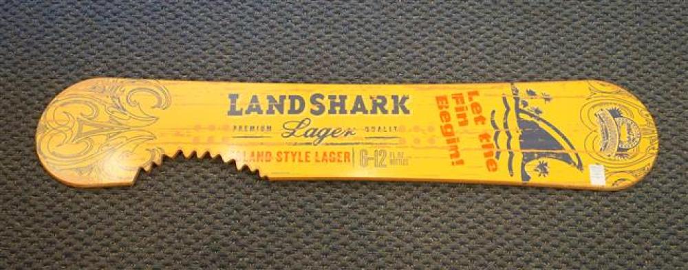 LANDSHARK LAGER SNOWBOARD STYLE