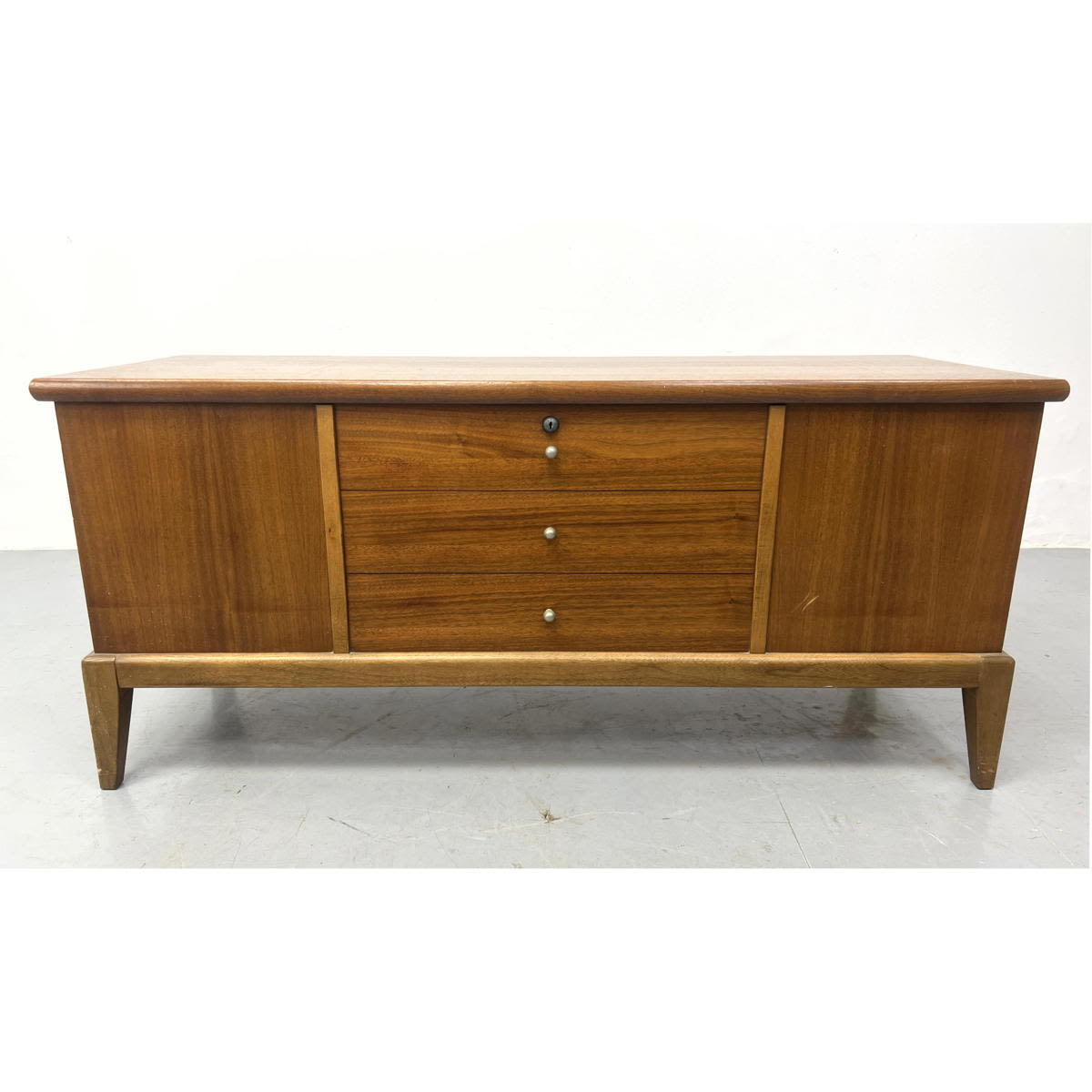 LANE American Modern Walnut Cedar