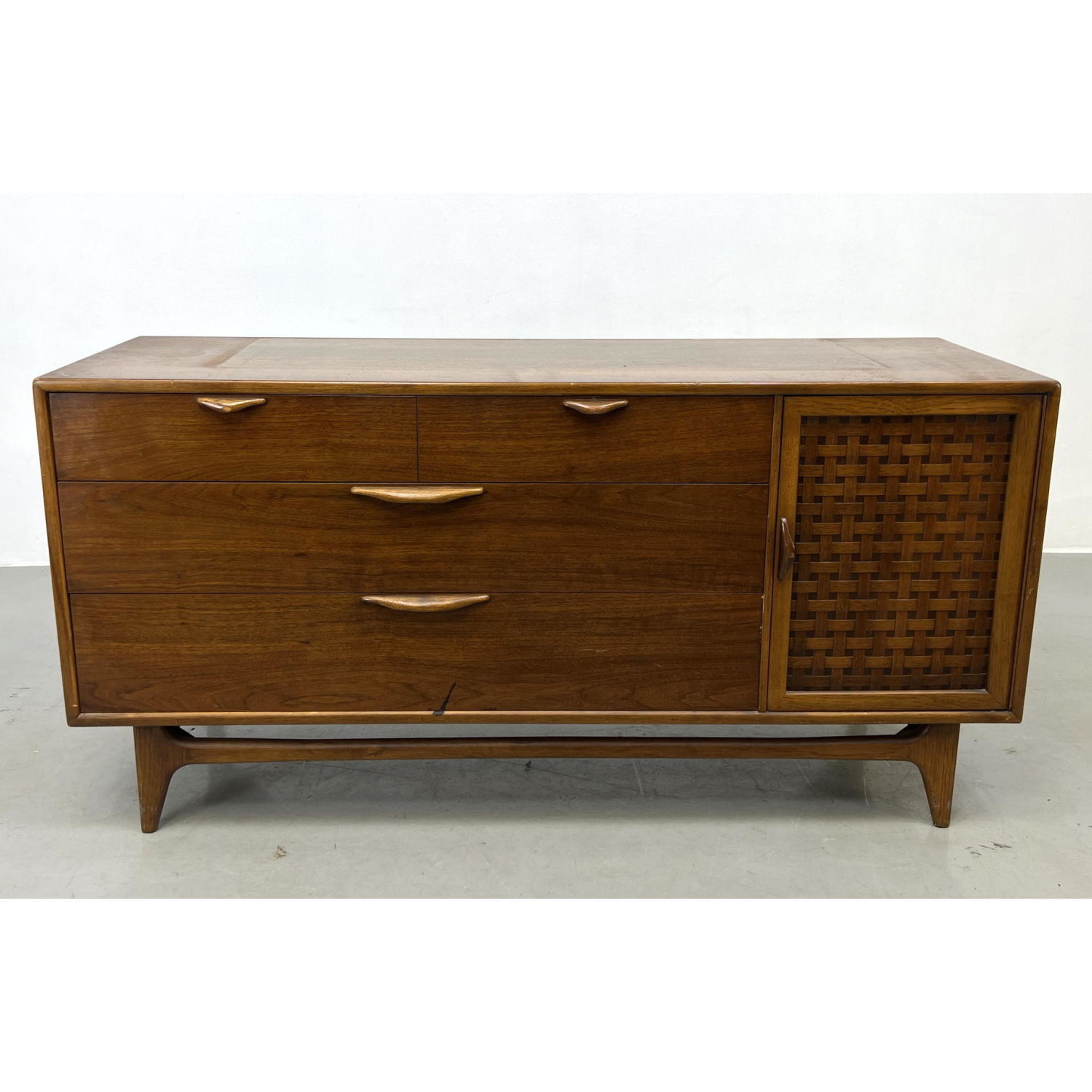 LANE American Modern Walnut