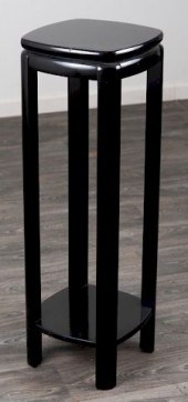 LANE BLACK LACQUERED TALL STAN