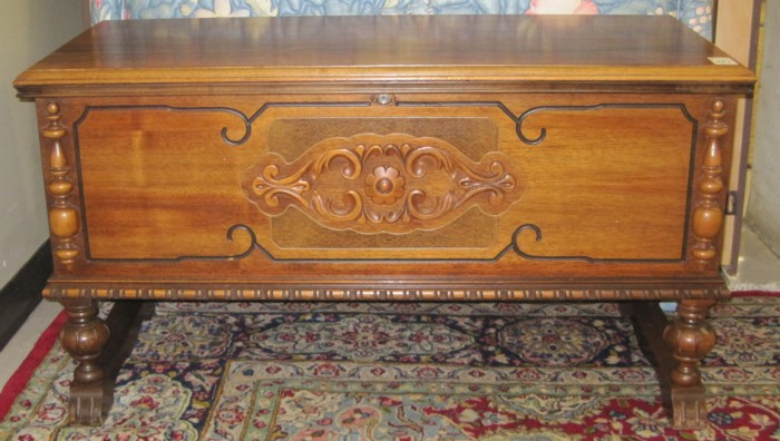 LANE LIFT-TOP BLANKET CHEST Lane