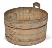 LAPPED SHAKER WASH TUB. A larg