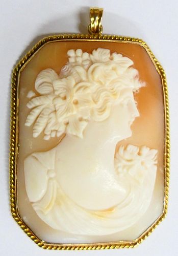 LARGE 14KT Y GOLD AND SHELL ANTIQUE