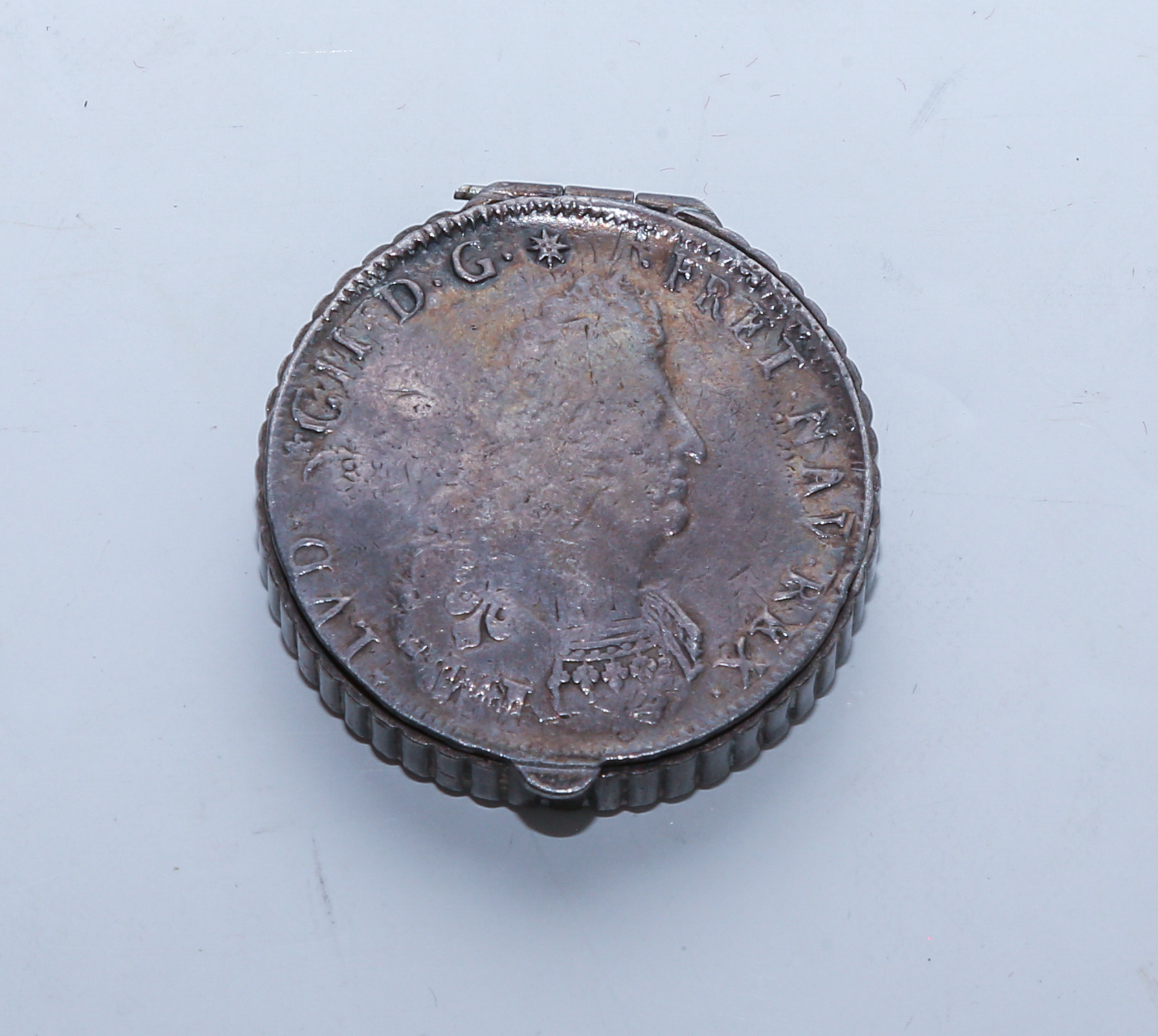 LARGE 1693 FRENCH COIN/JETON MADE