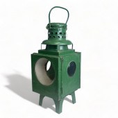 LARGE 1920’S RAILWAY LEVEL CRO