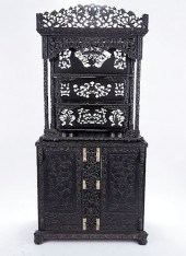 LARGE 19TH C. CHINESE CARVED R