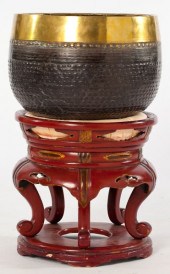 Large 19th century Chinese Bro