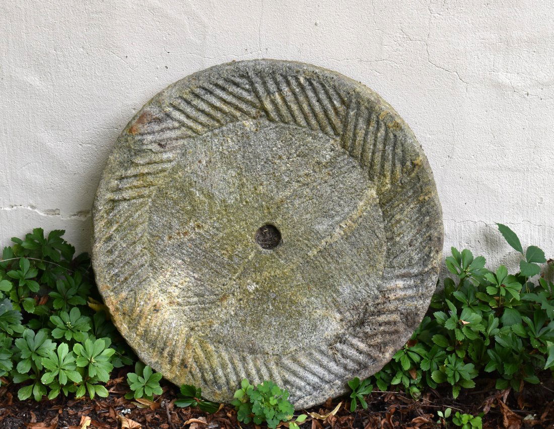 LARGE 19TH CENTURY GRANITE