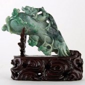 LARGE 20TH C. CHINESE GREEN JA