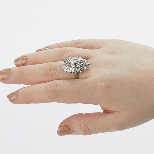 LARGE 4.14 CTW DIAMOND & PLATINUM