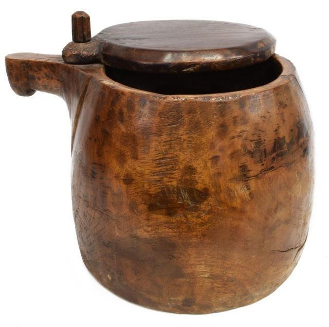 LARGE AFRICAN CARVED WOOD LIDDED