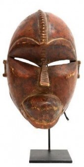 LARGE AFRICAN CARVED WOOD MASK