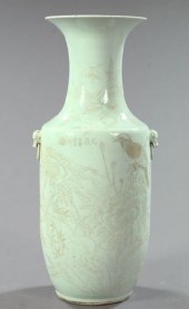 Large and Elegant Tung Chih Wh
