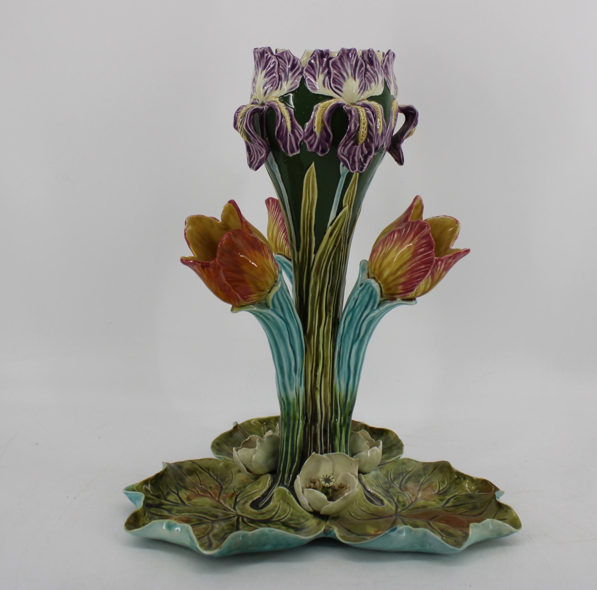 LARGE AND IMPRESSIVE MAJOLICA ART