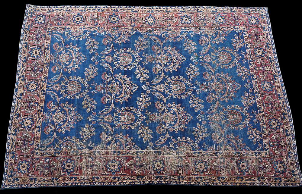 LARGE ANTIQUE BLUE SAROUK