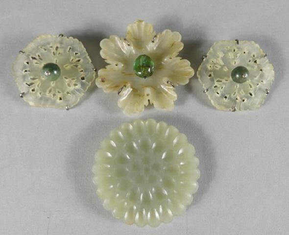 LARGE ANTIQUE CHINESE JADE