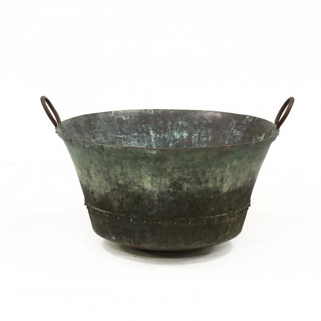 LARGE ANTIQUE COPPER CAULDRON