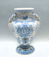 LARGE ANTIQUE FAIENCE TALAVERA