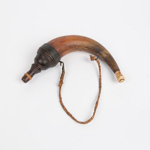 LARGE ANTIQUE POWDER HORN WITH BONE