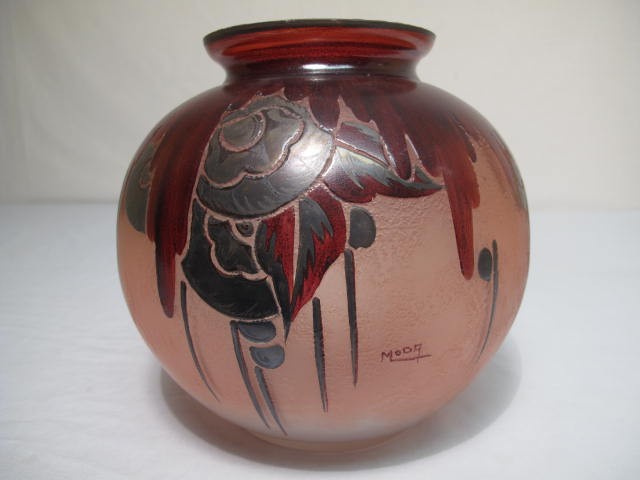 Large art glass vase with Art