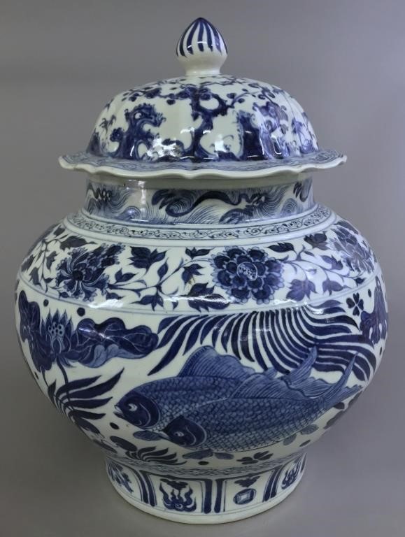 Large Asian blue and white
