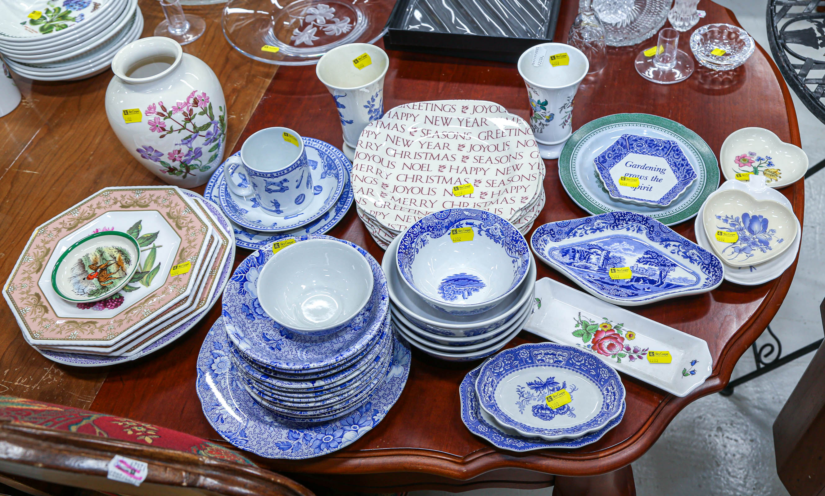 LARGE ASSORTMENT OF SPODE CHINA