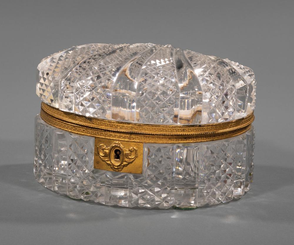 LARGE BACCARAT CRYSTAL SHELL-FORM