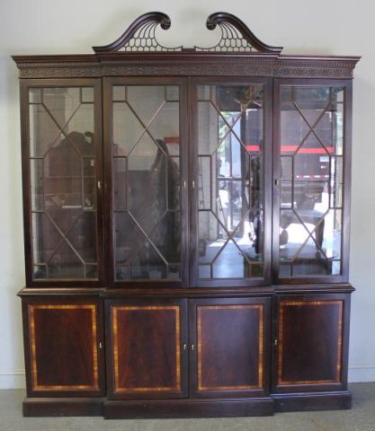 Large Banded Mahogany Stickley Audi