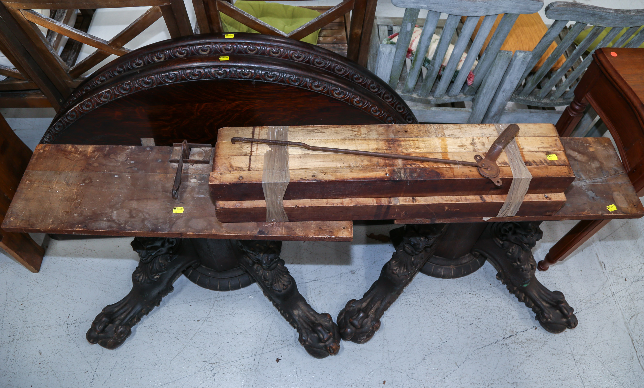 LARGE BEAUX ARTS STYLE OAK DINING