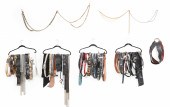Large belt grouping incl. asso
